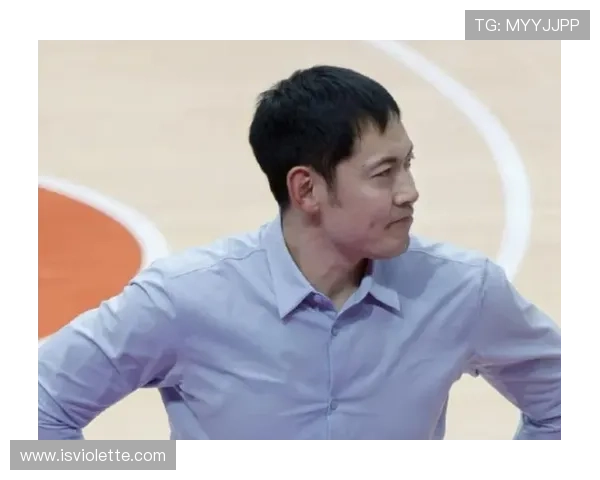 张庆鹏怒斥防守松懈球队需反思