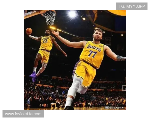 哈斯勒姆：东契奇应停止抱怨裁判